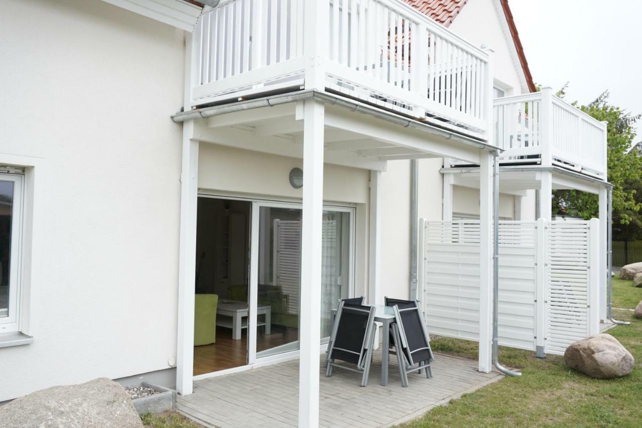 Ferienwohnungen Ruegen Findling 布雷格 外观 照片