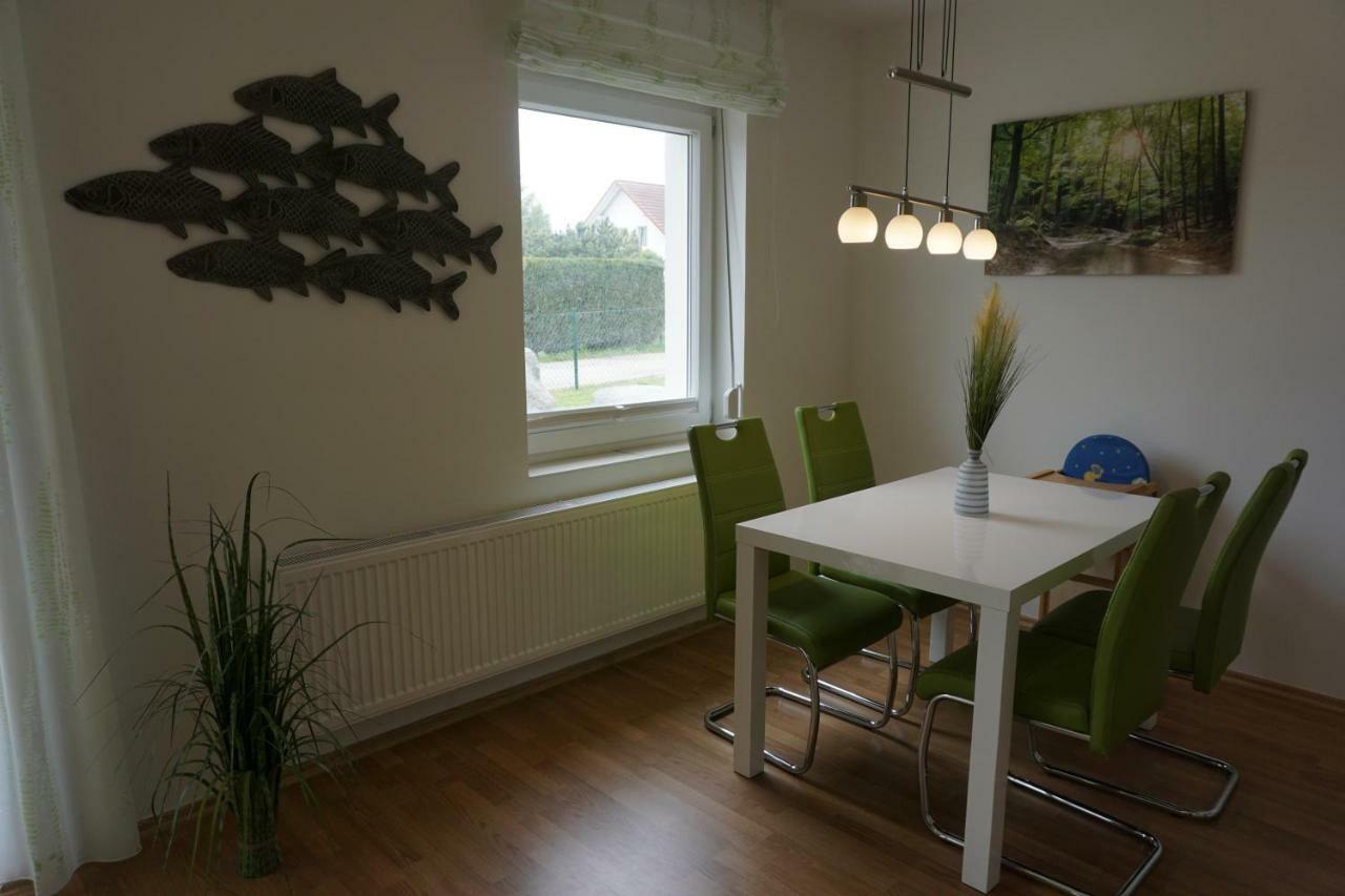 Ferienwohnungen Ruegen Findling 布雷格 外观 照片